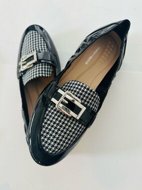 EASY SPIRIT Loafer Black White Patent Silver Buckle NEW Sz 8.5
